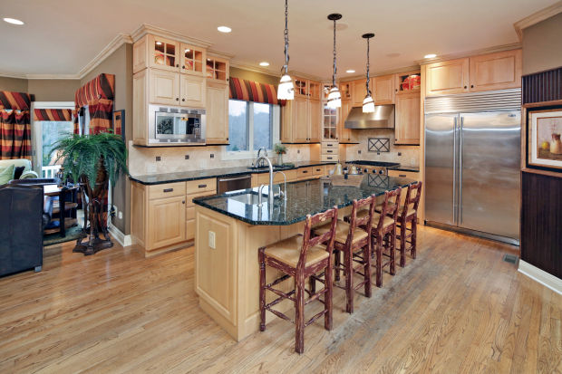 GreystoneManorPkwy1170KT2.jpg